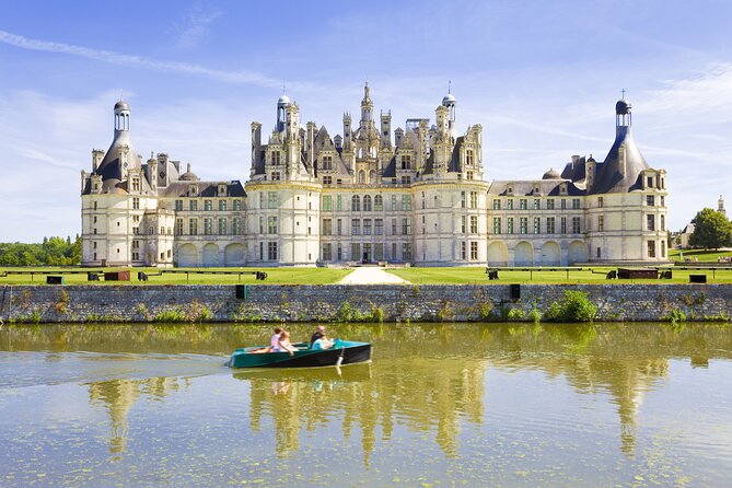 Loire Valley Castles Private Tour From Paris/skip-the-line ticket - A Private Loire Castles Day from Paris (Without the Transit Headache)