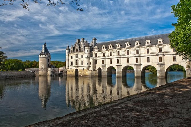 Loire Valley Castles Small-Group Day Trip from Paris - Why a Loire châteaux day trip works so well from Paris