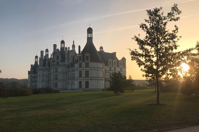 Loire Valley Castles Small-Group Day Trip from Paris - Château de Chambord: Renaissance drama in medieval scale