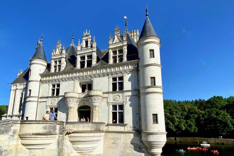 Loire Valley Royal Castles Small Group Day Trip from Paris - Amboise: Lunch Break, Château Tour, and Da Vinci’s Connection