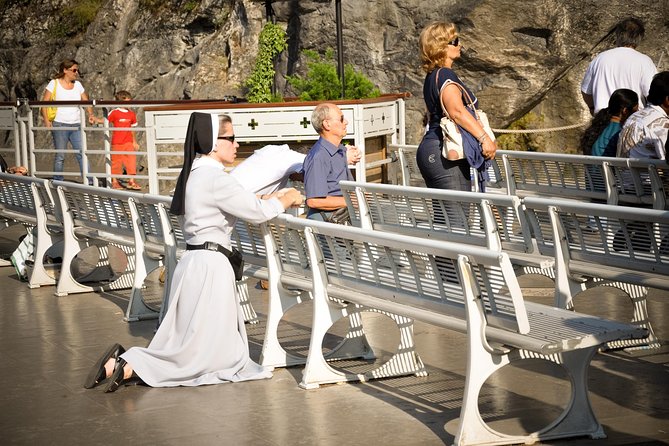 LOURDES : COME FOR A DAY - Private Day-trip from PARIS by High Speed Train - Timing and navigation: getting your day without missing the important stuff