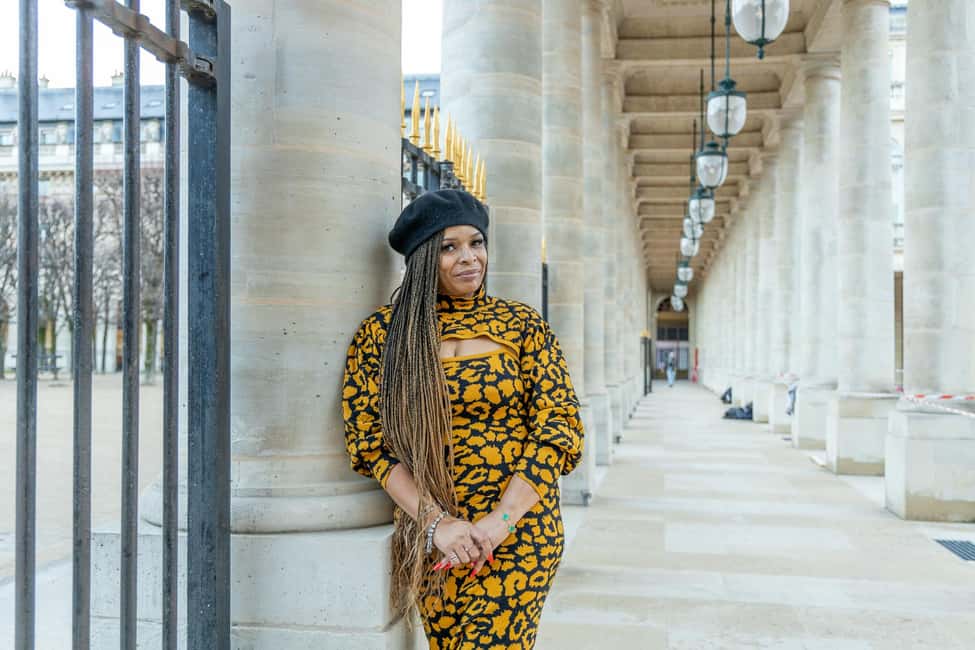 Louvre area photo shoot by Paris photographer - Louvre Museum Area and the Pyramid: Iconic Paris, Shot Smart