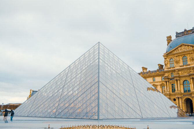 Louvre Art and Mysteries: Guided Experience for 6-people Max - The 2-hour guided route: what you actually get