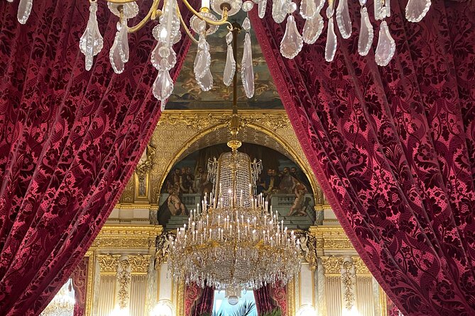 Louvre masterpieces in 2 hours - A 2-hour Louvre sprint that still feels human