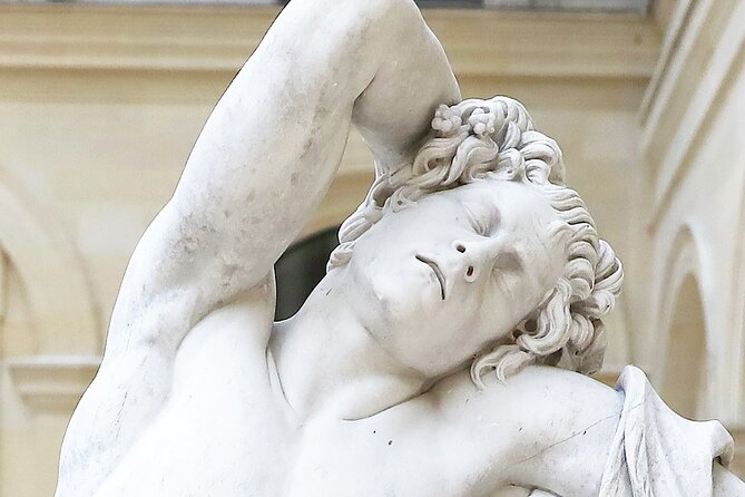 Louvre Museum Access Private Guided Visit - The Louvre’s Essentials: Mona Lisa, Nike of Samothrace, and the Story of Great Art