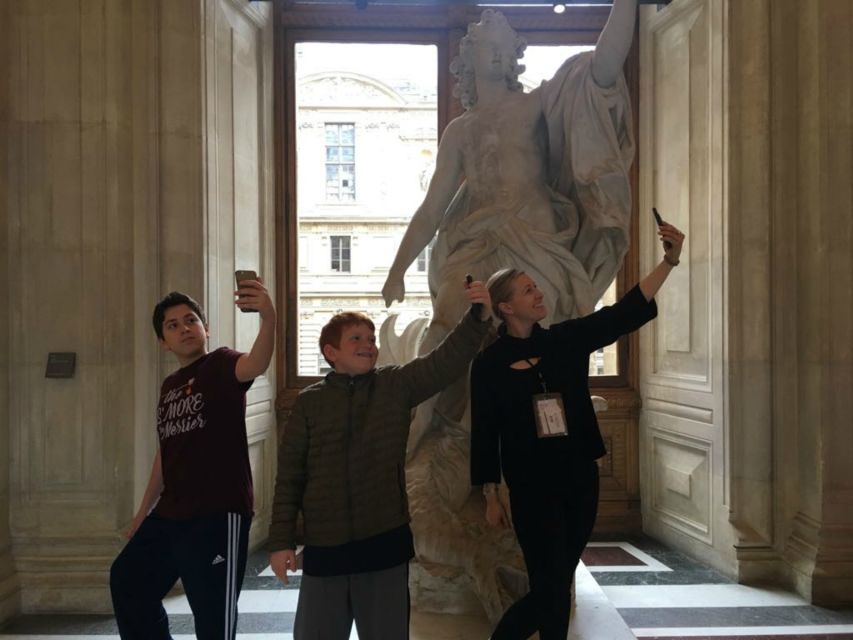 Louvre Museum Child-Friendly Private Tour for Families - What to Bring (and What to Avoid) Inside the Museum