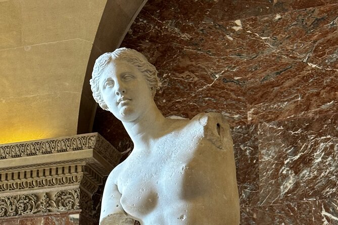 Louvre Museum Private Guided Tour | Expert Guide | Reserved Entry - Security, lockers, photos: the rules you’ll want to plan around
