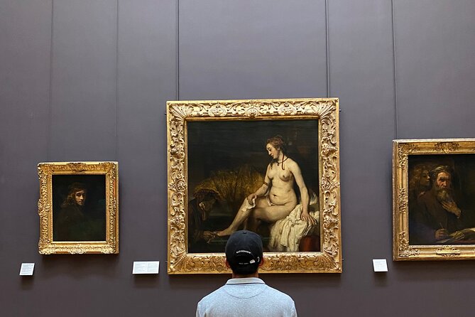 Louvre Museum Private Guided Tour | Expert Guide | Reserved Entry - Meeting at the Louvre Pyramid: how the start works