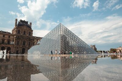 Louvre Museum Tour with Audio Guide & Optional Seine Cruise - The Louvre Stop: How You’ll Move Through a Museum Without Losing the Plot