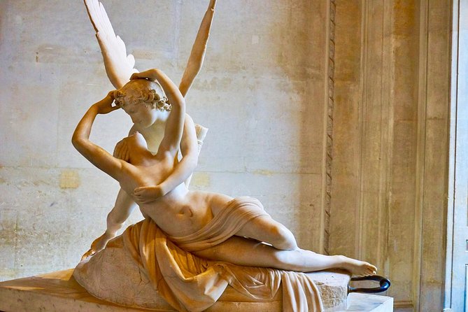 Louvre Museum with private guide - Meet at Arc de Triomphe du Carrousel and start on the right note