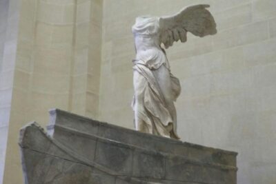 Louvre Private Tour - Meeting point at the Louis 14 statue by the Louvre pyramid