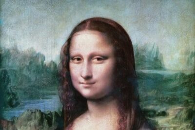 Louvre Skip The Line, Ticket included, PRIVATE or SMALL GROUP. - Small-Group Size (Up to 6): Why It Feels Less Like a Sprint