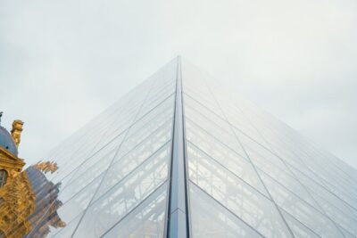 Louvre Treasures Private Experience – Languages Available - What the Guide Quality Looks Like in Real Terms