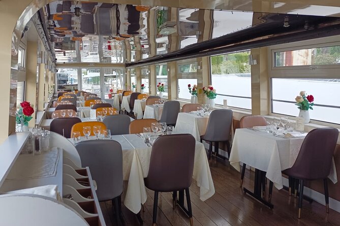 Lunch Cruise Check-out from the Eiffel Tower - A Table on the Seine: What You’re Actually Buying