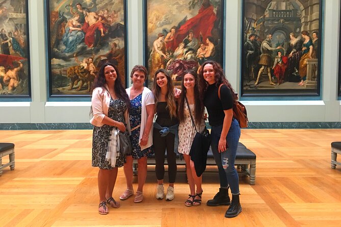Mamma Mia! Paris Louvre Museum Guided Tour Kid-Friendly Activity - What You’ll See: Masterpieces That Actually Feel Doable