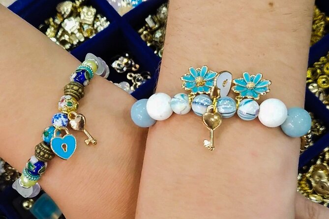 Manufacturing of Customizable Bracelets in Paris - What This Experience Really Feels Like