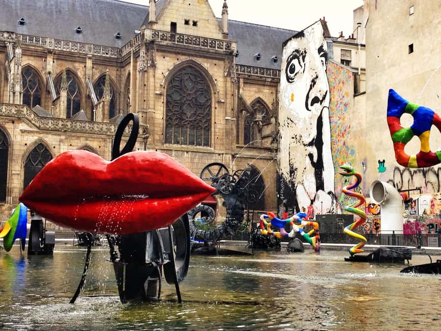 Marais: Discover the Medieval Heart of Paris - Meeting at Bastille and Getting Oriented Fast