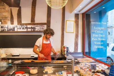 Marais The Private Food Tasting Tour with a French Gastronomy Expert - Your 3-Hour Rhythm: How the Tastings Typically Stack Up
