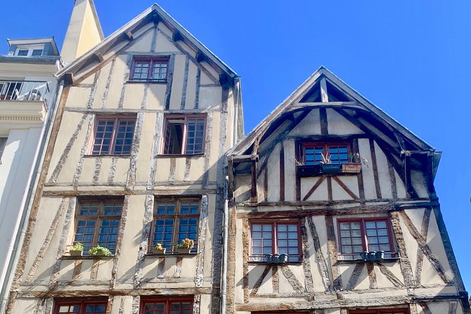 Marais Tour With a Local - Rue de Rivoli to Place des Vosges: Why 1605 Still Matters