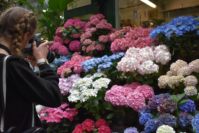 Marché Madness & Flea Markets: Full or Half day Privater Tours - Stop 3: Marché aux Puces de Saint-Ouen for serious vintage hunting