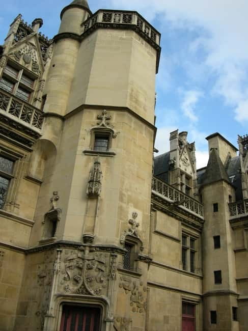 Medieval Paris Private Walking Tour - Key points at a glance