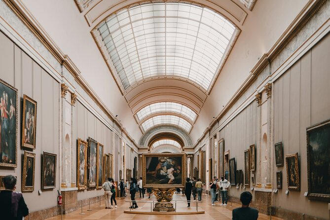 Mona Lisa and Treasures: Louvre Museum Experience 6-people Max - Group size reality: six people, capped activity size, and what it means for you