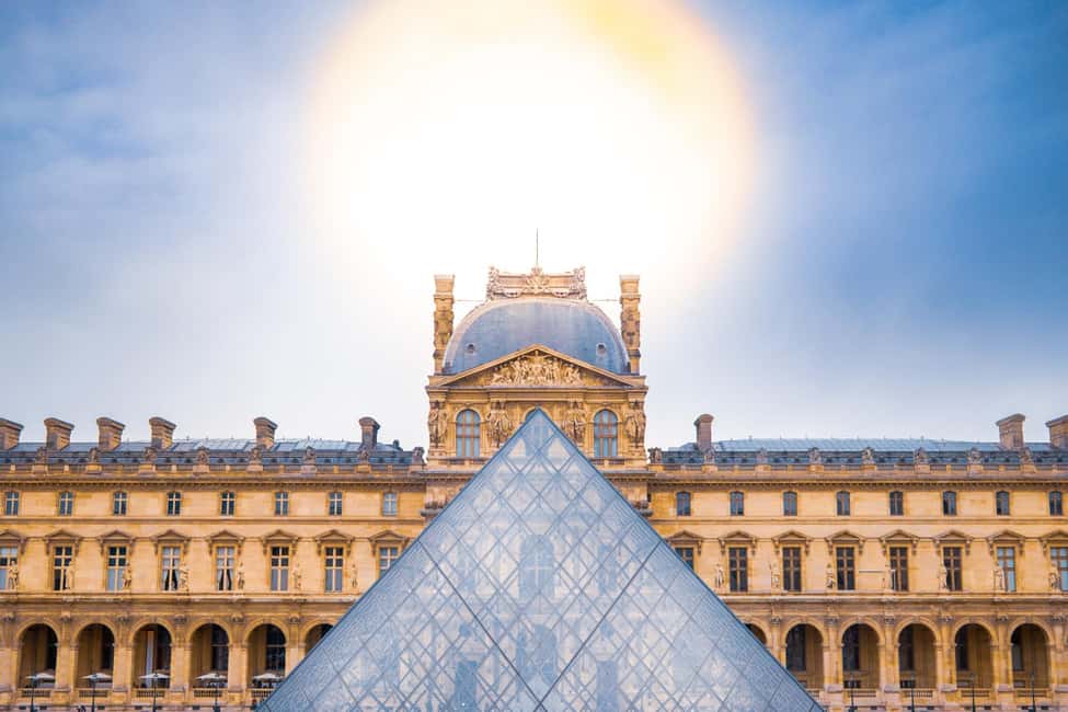 Mona Lisa & Treasures: 6-people Max Louvre Experience - Skip-the-line entry that actually saves your time