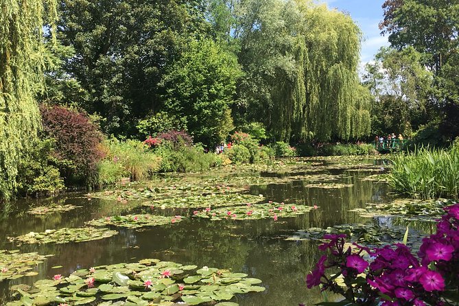 Monet's Gardens & House-Private Giverny Tour From Paris - What to Pack and How to Set Expectations With Your Guide