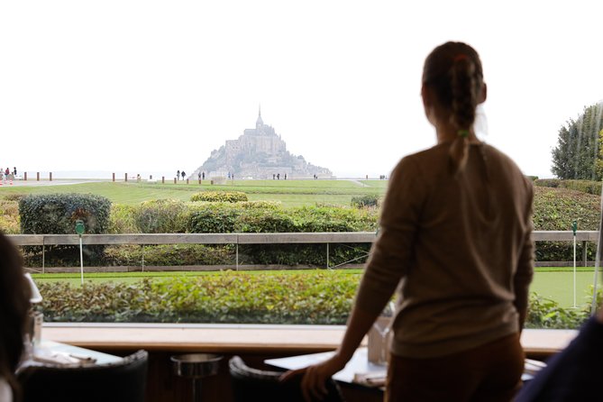 Mont Saint Michel Day Trip with Abbey Entrance from Paris - Audio headsets and QR/web apps: avoid the common frustration