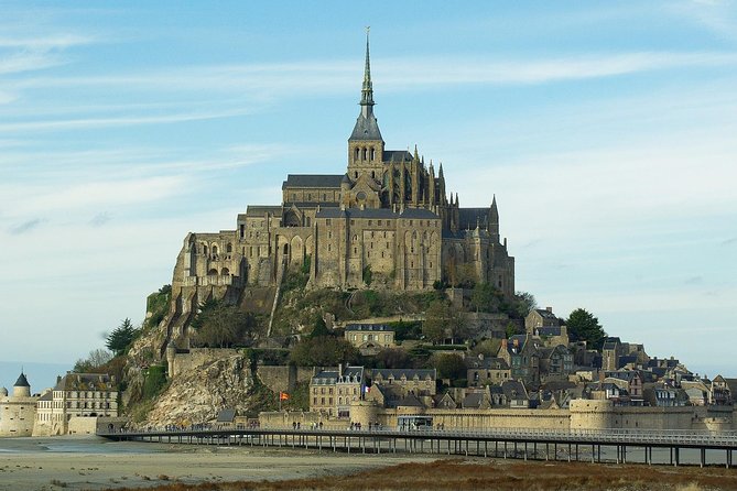 Mont Saint-Michel EXPRESS (day-trip from Paris by TGV - high speed train) - Hotel pickup and the 7:00 am start: comfort up front