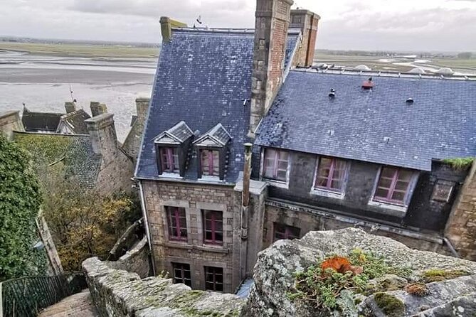 Mont Saint Michel Private VIP Tour with Champagne from Paris - The driving reality: time on the road, coffee breaks, and photo stops