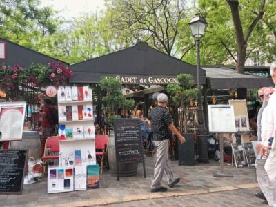 Montmartre: Guided Tour for Kids and Families - A kids-and-families guide who actually changes the pace