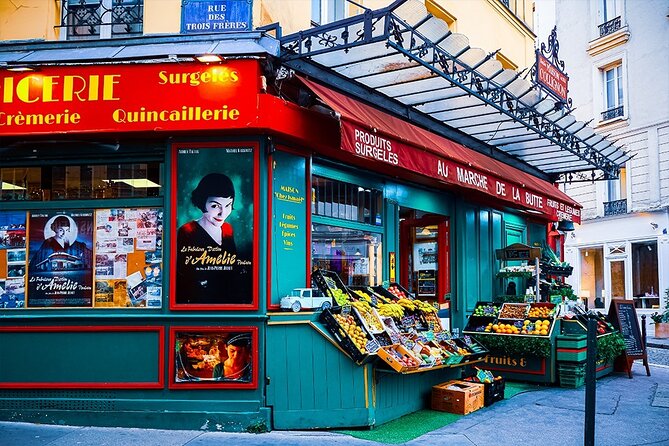 Montmartre Marvels Small Group Guided Stroll in Bohemian Paris - Place du Tertre: old square energy and caricaturists (Stop 3)