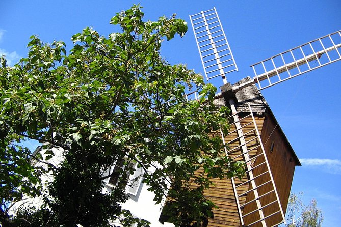 Montmartre Private Walking Tour - Stop-by-Stop: From Moulin Rouge to the Montmartre Views