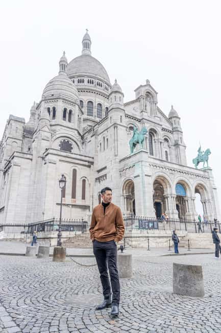 Montmartre Sacre Coeur area photoshoot by Paris photographer - FAQ