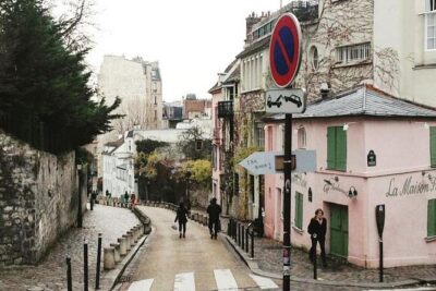 Montmartre & Sacré Coeur Private Historical 2-Hour Walking Tour in Paris - Moulin Rouge first: seeing the icon without the circus noise