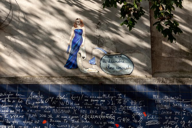 Montmartre Street Art Tour with an Artist - Price and value: why $48.39 can make sense