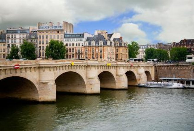 Mysteries & Legends, smartphone audioguided walking tour - Key highlights to know before you go