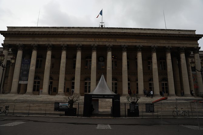 Neoclassical Paris Architecture 2-Hour Private Walking Tour - Stop 3: Galerie Vivienne and why the mall was inspired by Paris