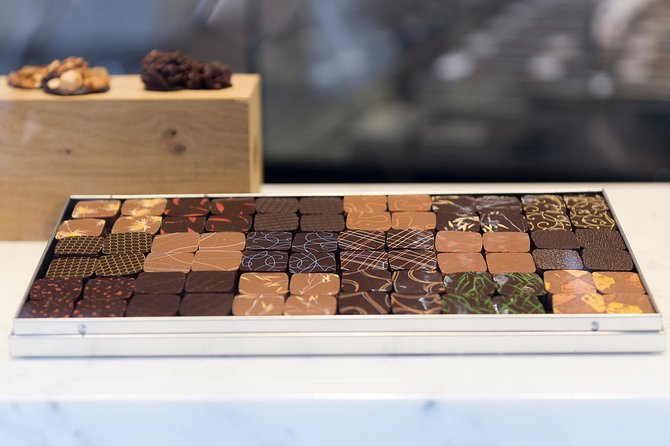 NEW Paris Food Tour in Saint-Germain - François and the way he teaches food (and wine)