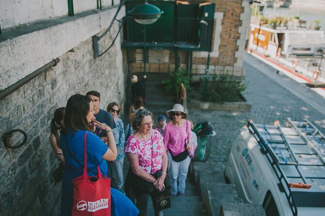 Night Out in Paris: Boho Vibes & City Lights - Tour flow, weather reality, and how to make it feel effortless