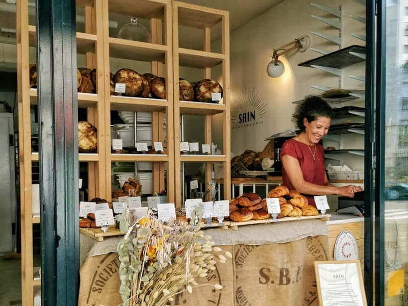 No Diet Club - Unique local Food in Paris! Canal st Martin - The Meet Point and the 3-Hour Walking Rhythm