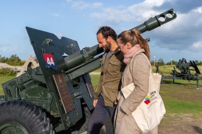 Normandy D-Day Beaches and World War II Sites Day Trip from Paris - Omaha Beach in 15 Minutes: What You Can (and Can’t) Do