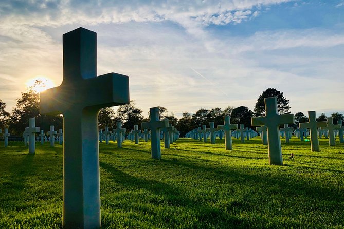 Normandy D-Day Beaches and World War II Sites Day Trip from Paris - Group Size: “Up to 20” vs. What the Bus Can Feel Like