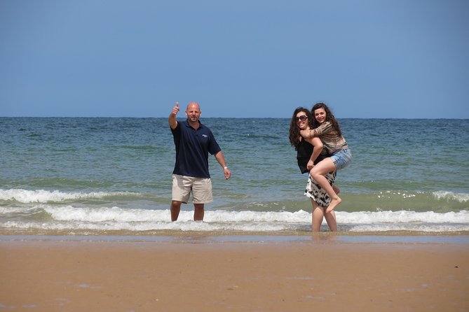 Normandy D-Day Private Tour with Omaha Beach from Paris - Port-en-Bessin-Huppain Lunch: Where the Coast Still Lives