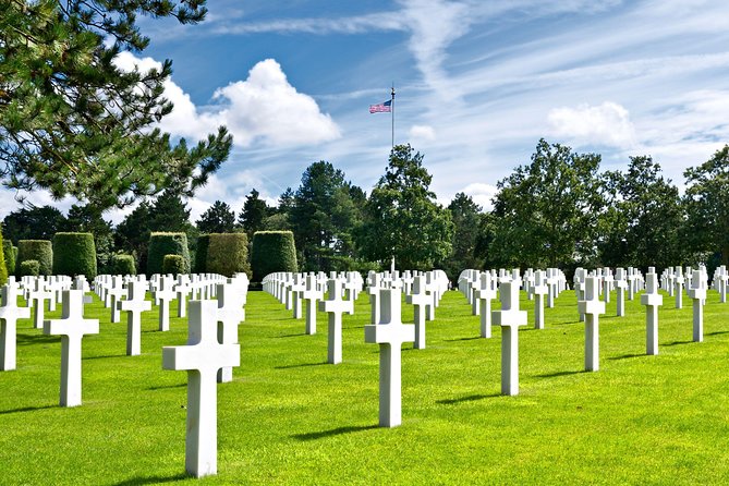 Normandy D-Day Tour Guided Small Group From Paris - Omaha Beach: Photo-Stop Energy Plus a Meaningful Orientation