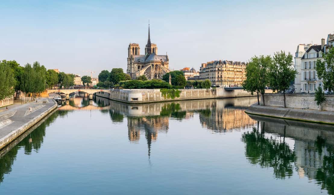 Notre-Dame de Paris : the mysteries of reconstruction - Where the tour meets and what that means for your experience