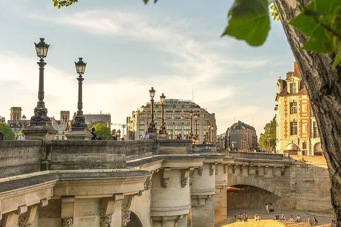 Notre Dame Outdoor and City Center of Paris with Local Guide - Price and Value: Is $29.96 Worth It?