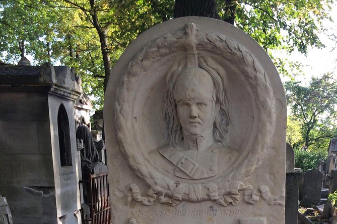 One Hour Père Lachaise Cemetery: A Self-guided Audio Tour - The core route: one third of Père Lachaise’s big names
