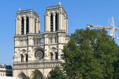 Outdoor Notre-Dame walking Tour with Sainte-Chapelle Entry - Guides, Pace, and the Small-Group Advantage (Sugar, Anjali, Chinelo, and More)